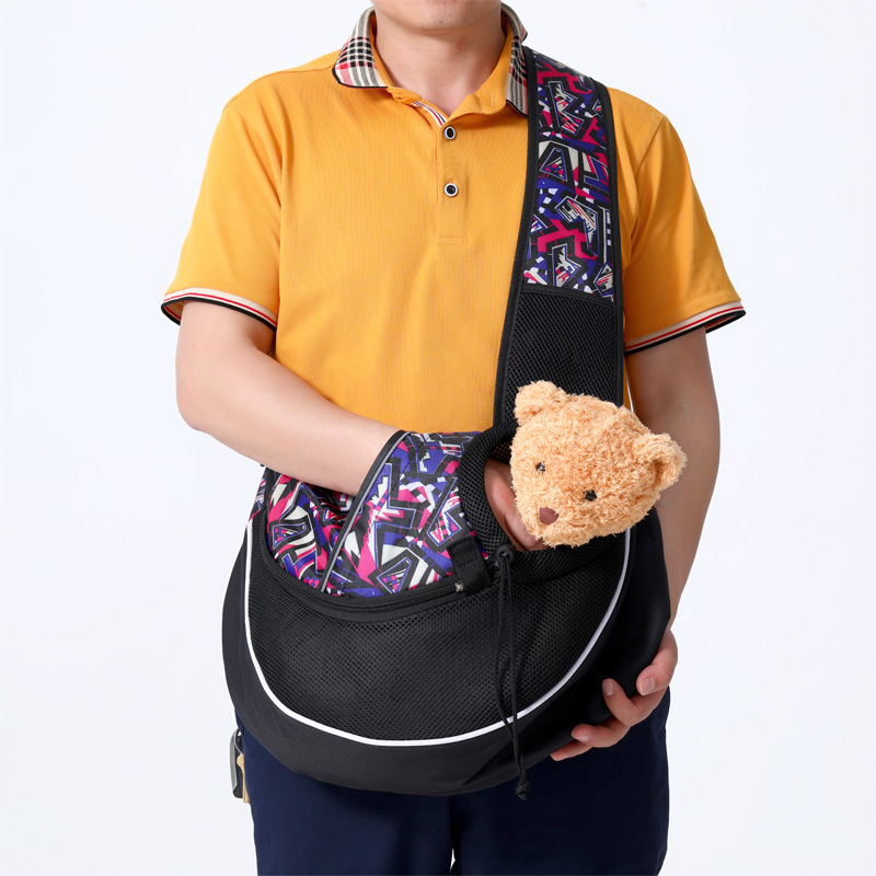 Pet Carrier Crossbody Bag. - Image 2