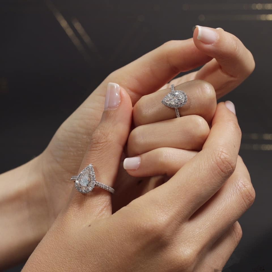 White Gold Color Women's Wedding Water Drop Zircon Ring - Image 6